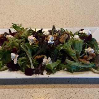 Roasted Beet and Goat Cheese Salad